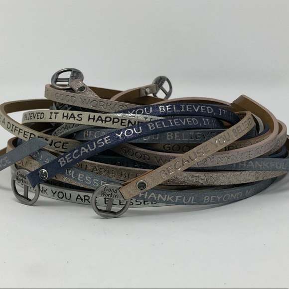 NEW Gold Unisex Message Wrap Bracelet (Buckle) - Picture 8 of 8